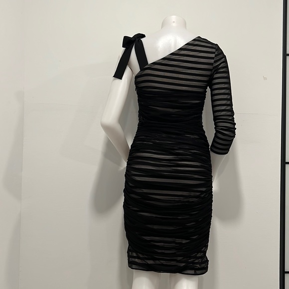BCBGMAXAZRIA Black/White Striped Mesh Ruched Overlay One Sleeve Cocktail Dress - Picture 2 of 8